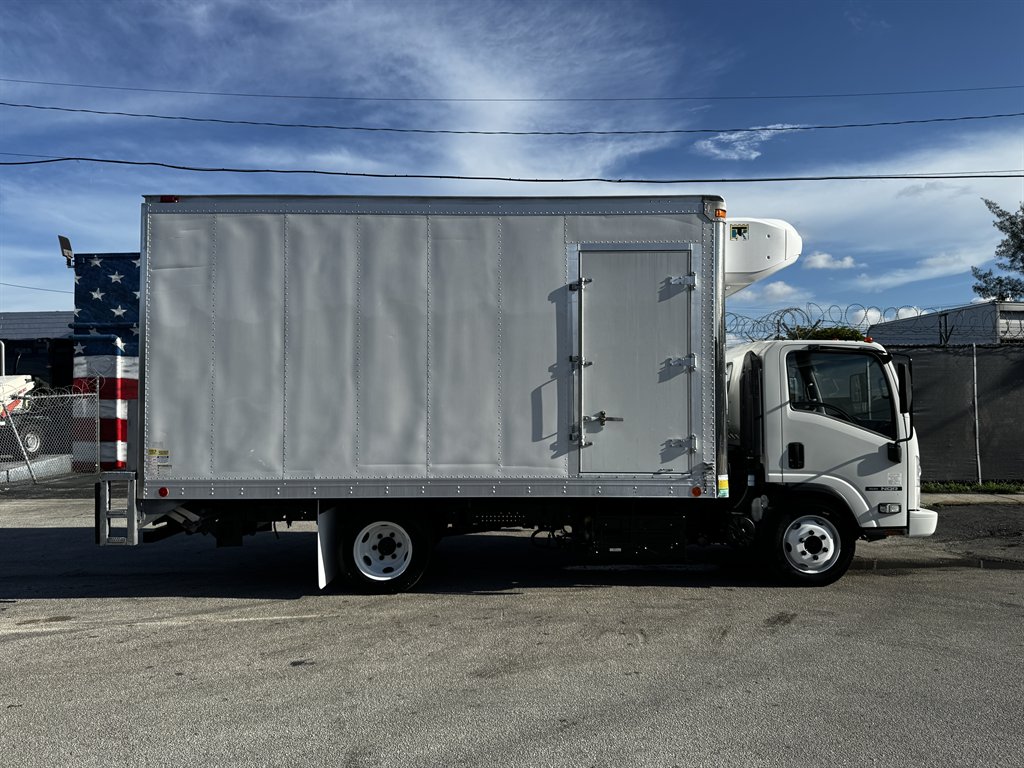 2019 Isuzu Nqr - $29,995
