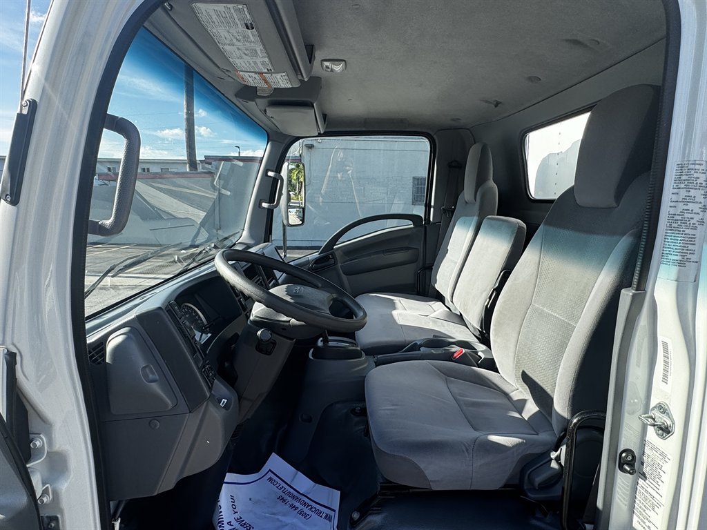 2019 Isuzu Nqr - $29,995