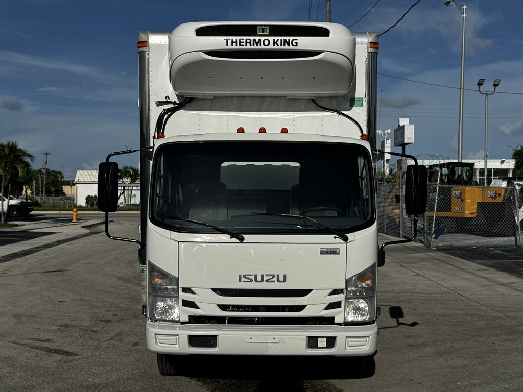 2019 Isuzu Nqr - $29,995