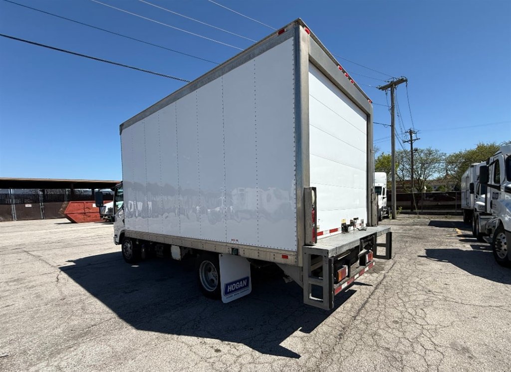 2019 Isuzu NQR - $29,995
