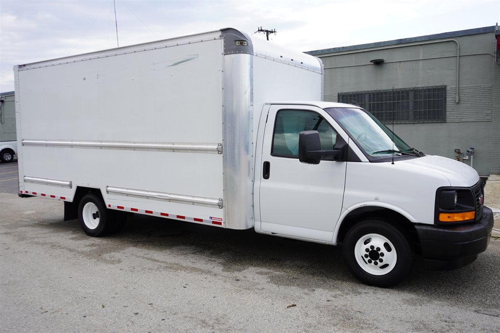 2017 GMC Savana - $14,995