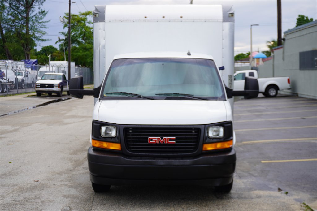 2017 GMC Savana - $14,995