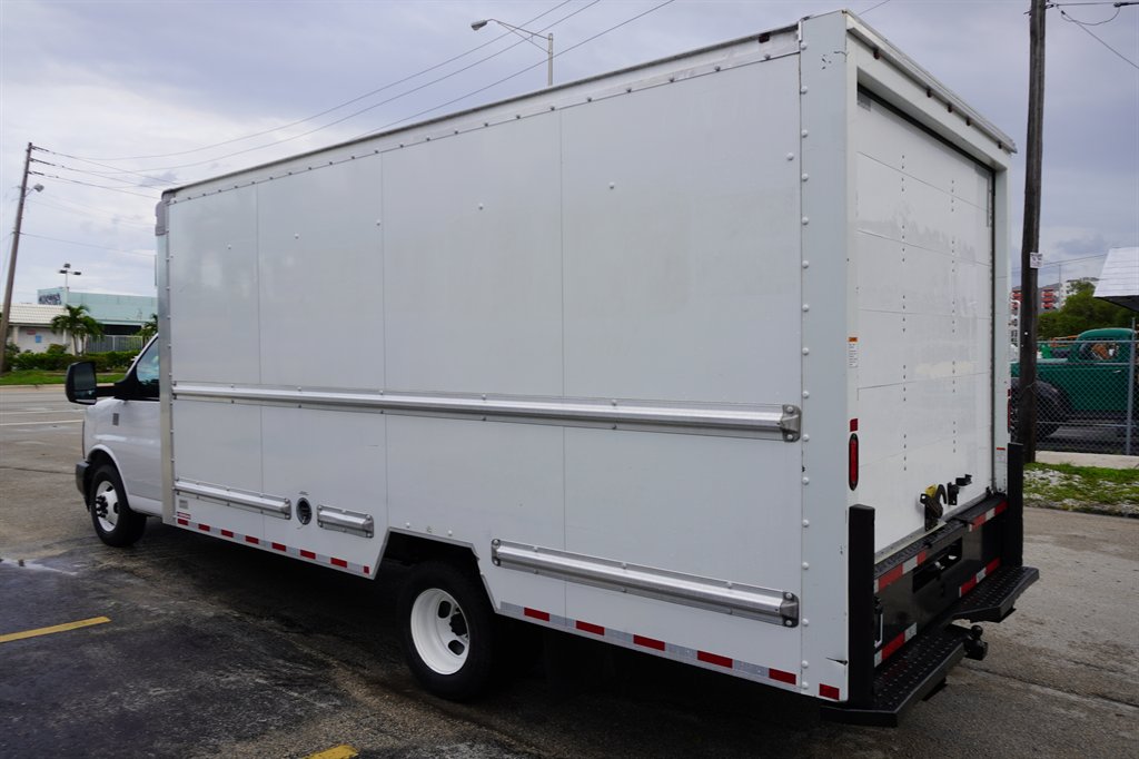 2017 GMC Savana - $14,995
