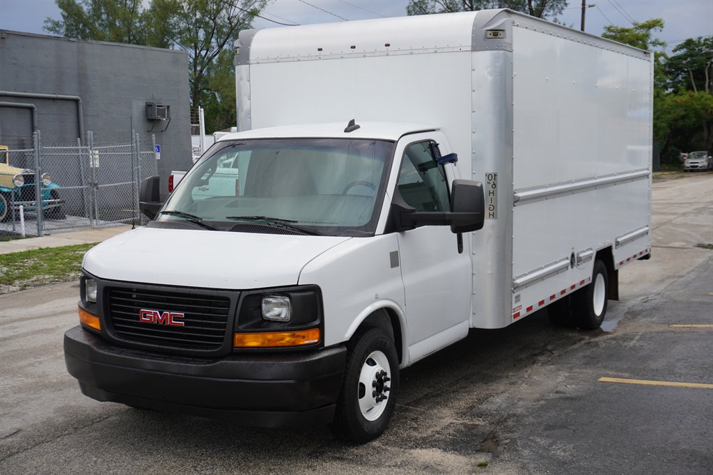 2017 GMC Savana - $14,995
