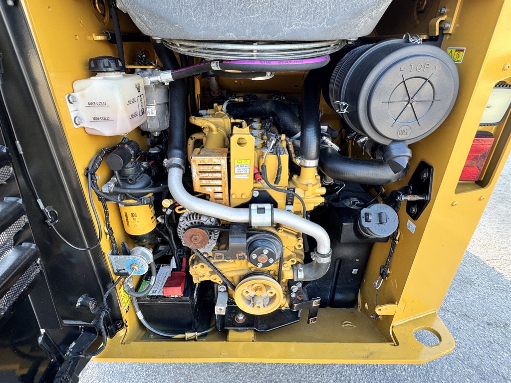 2022 Caterpillar 259d3 - $37,495