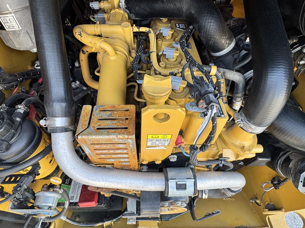 2022 Caterpillar 259d3 - $37,495