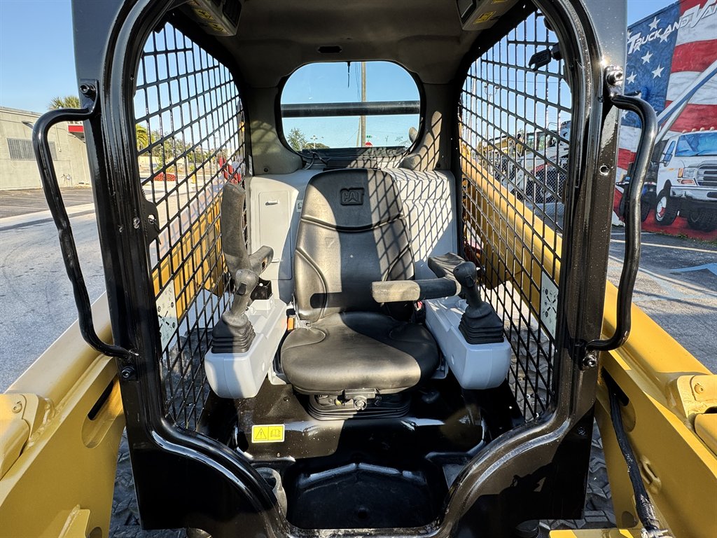 2022 Caterpillar 259d3 - $37,495