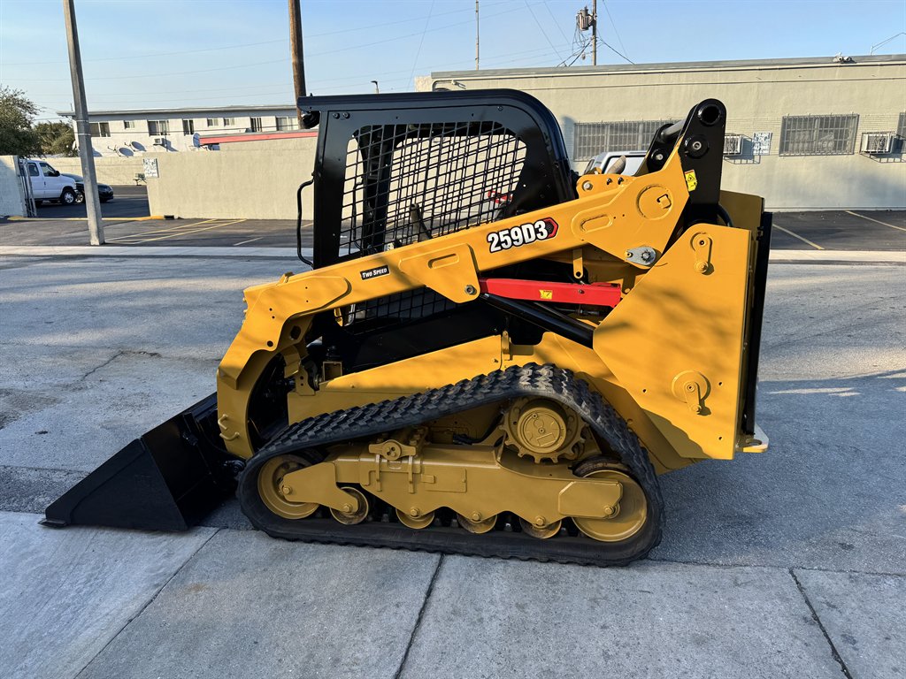 2022 Caterpillar 259d3 - $37,495
