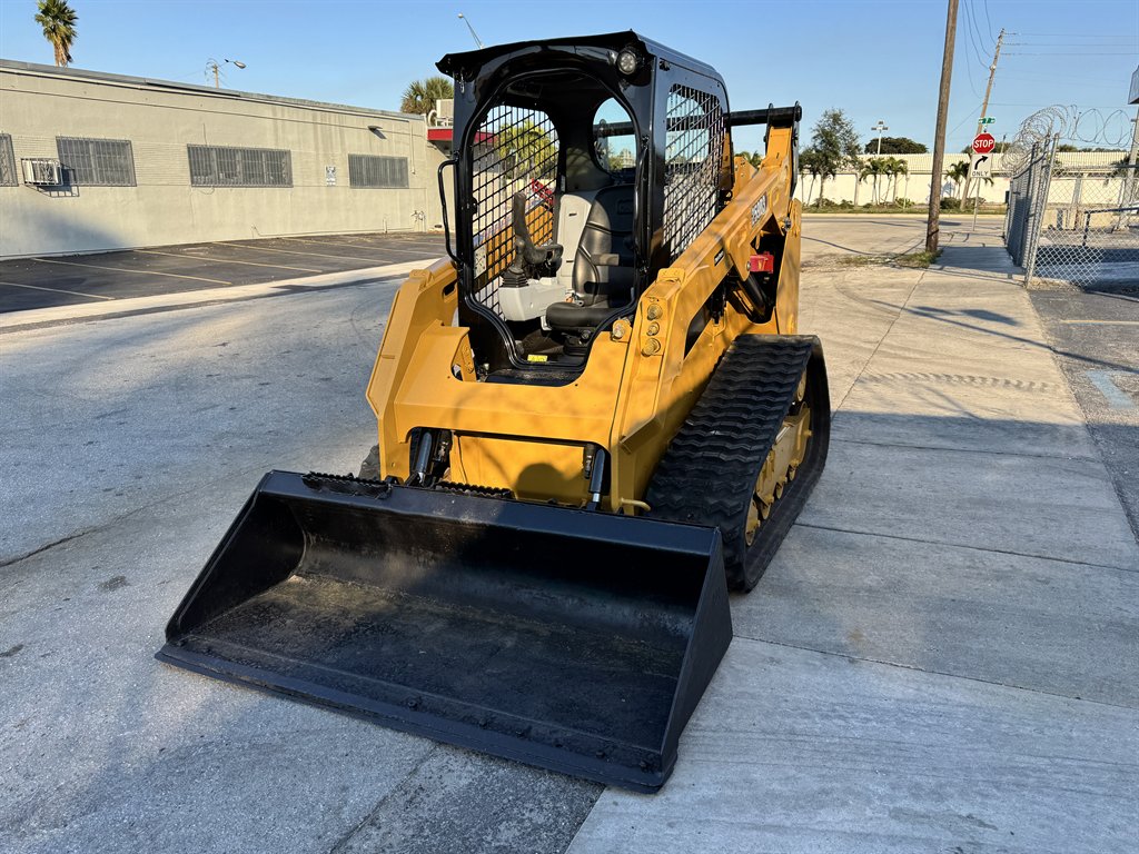 2022 Caterpillar 259d3 - $37,495