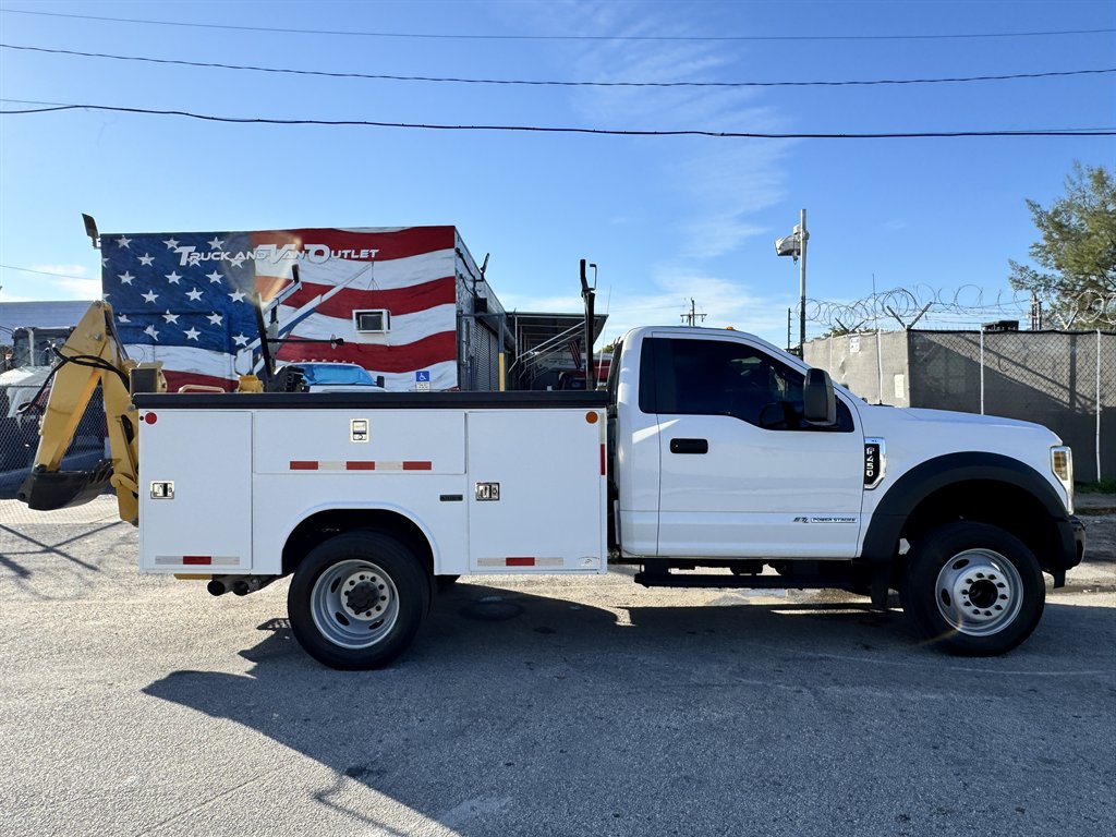 2019 Ford F-450 Super Duty - $29,995