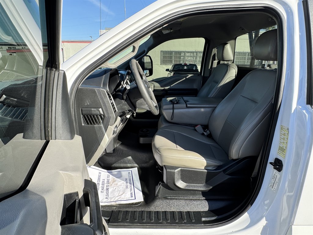 2019 Ford F-450 Super Duty - $29,995