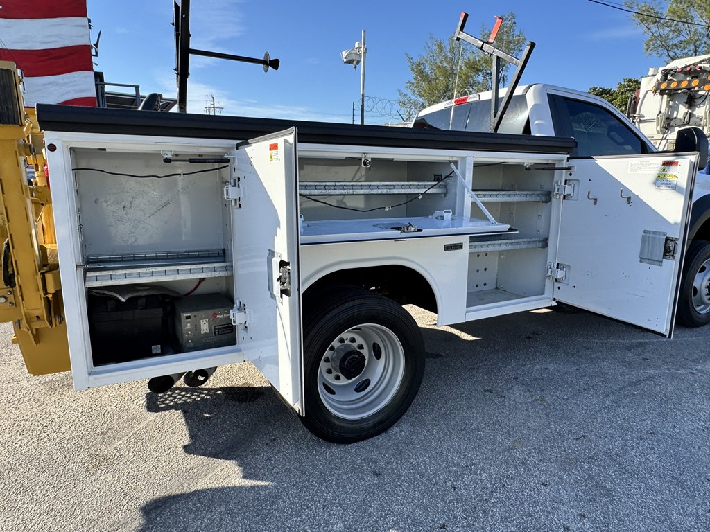 2019 Ford F-450 Super Duty - $29,995
