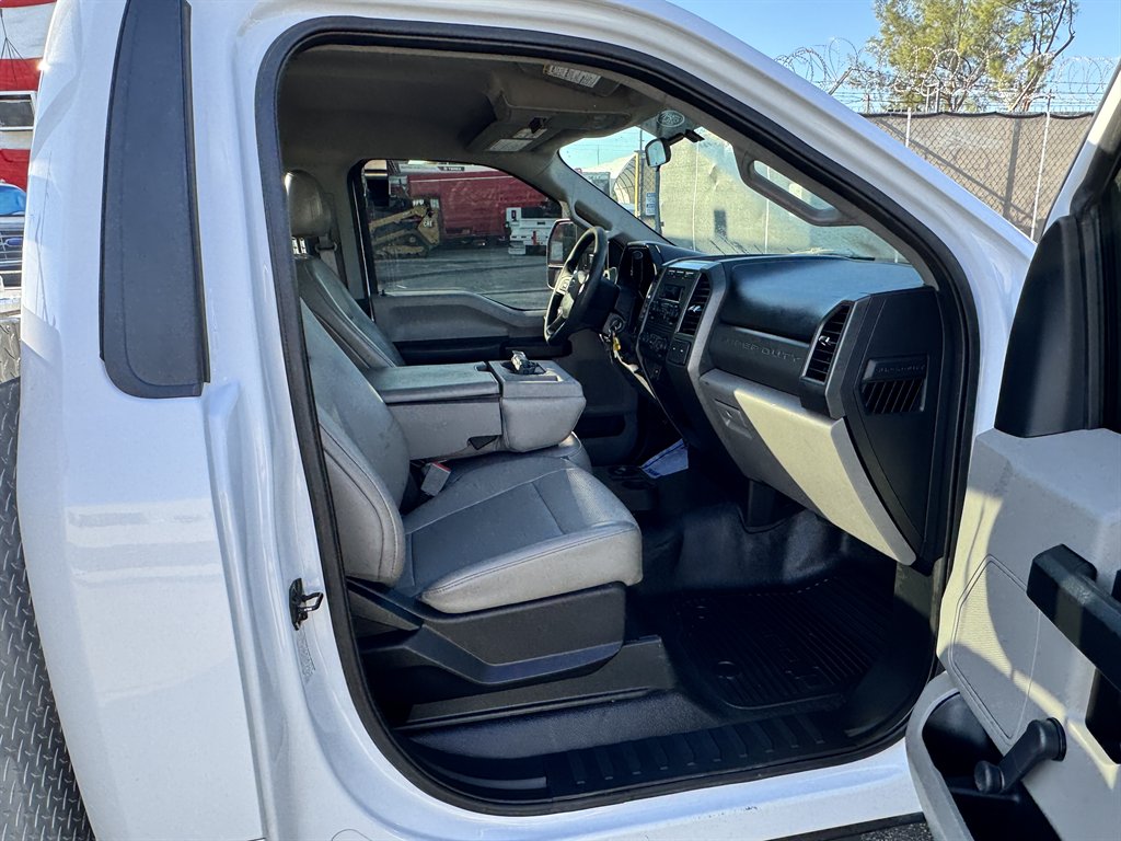 2019 Ford F-450 Super Duty - $29,995