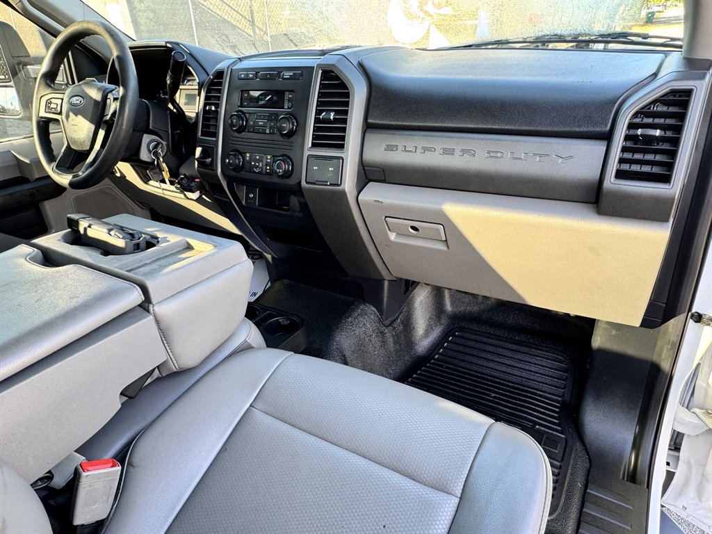 2019 Ford F-450 Super Duty - $29,995