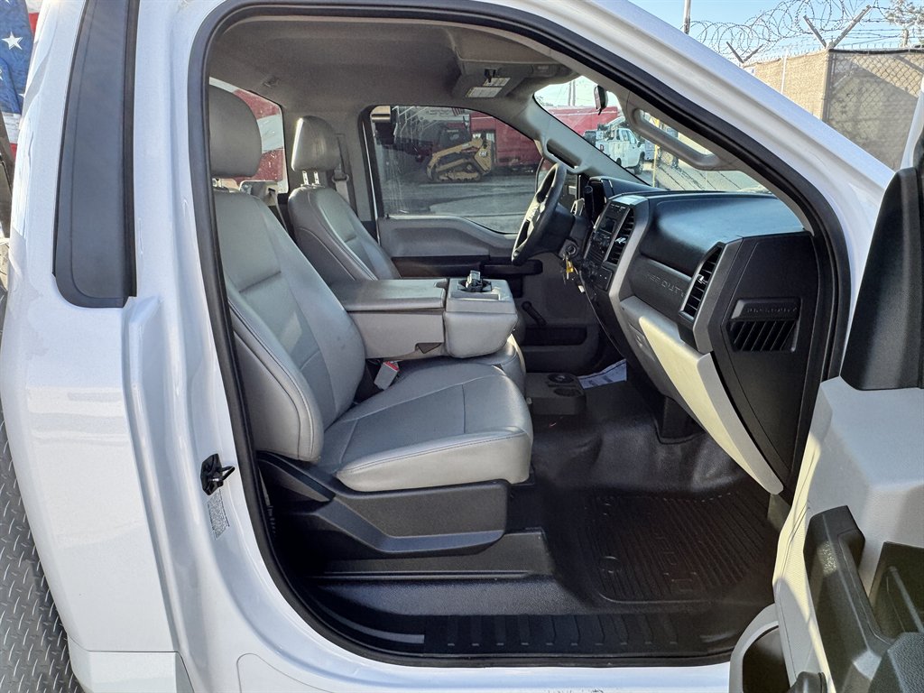 2019 Ford F-450 Super Duty - $29,995