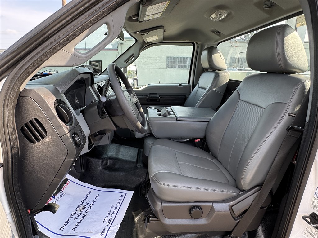 2016 Ford F-550 - $42,995