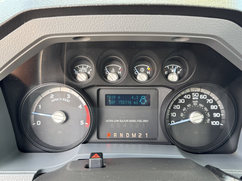 2016 Ford F-550 - $42,995