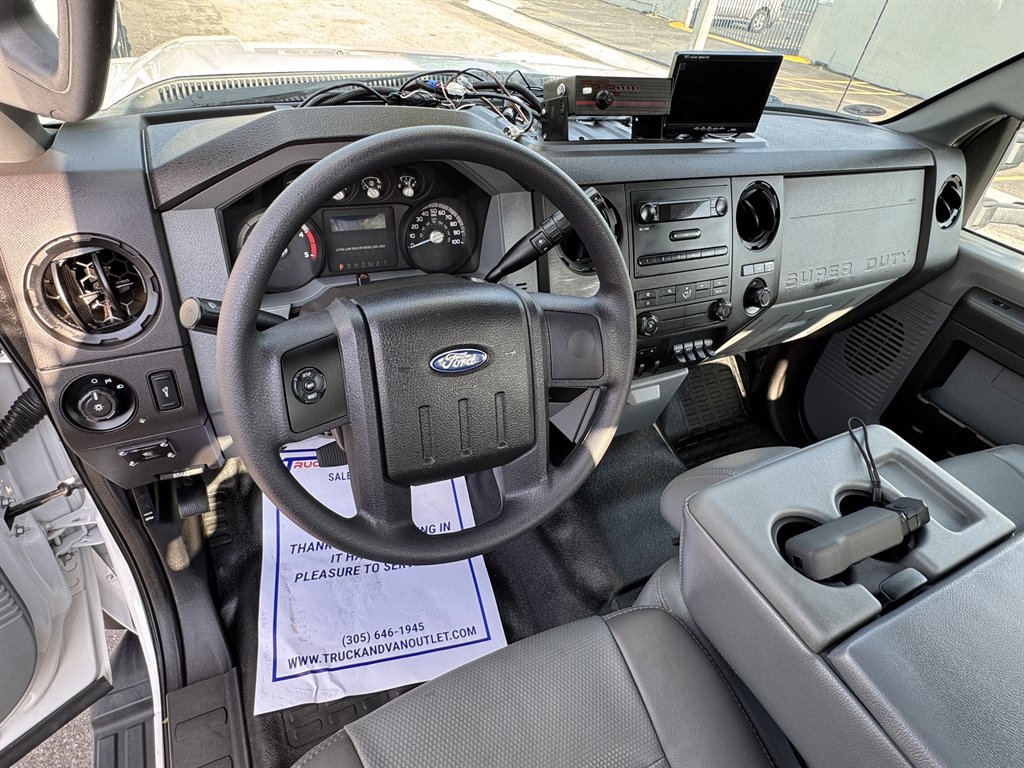 2016 Ford F-550 - $42,995