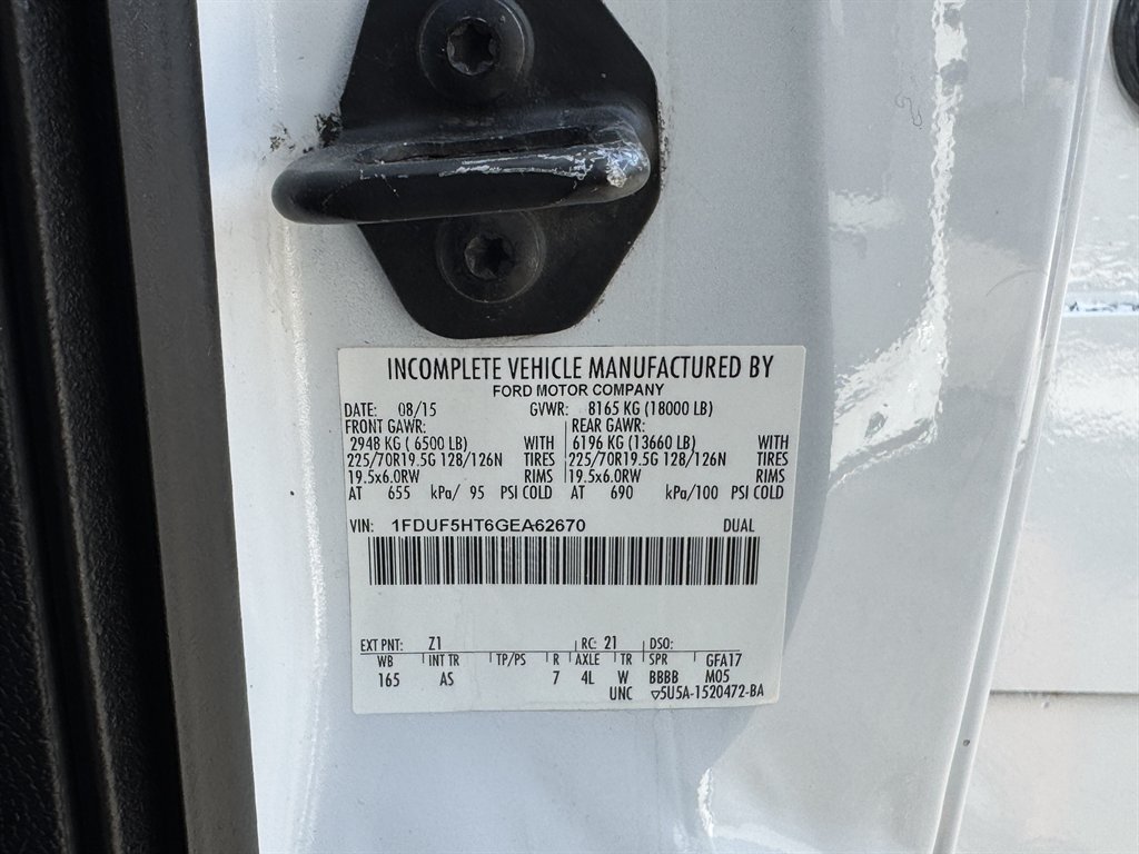 2016 Ford F-550 - $42,995