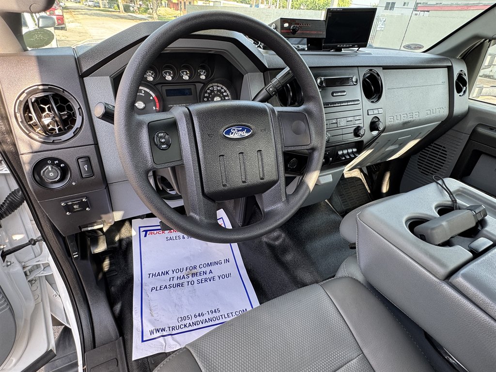 2016 Ford F-550 - $42,995