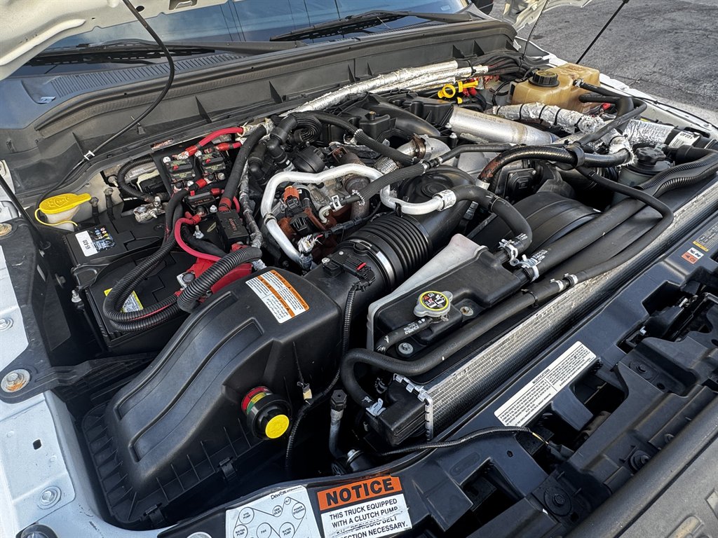 2016 Ford F-550 - $42,995