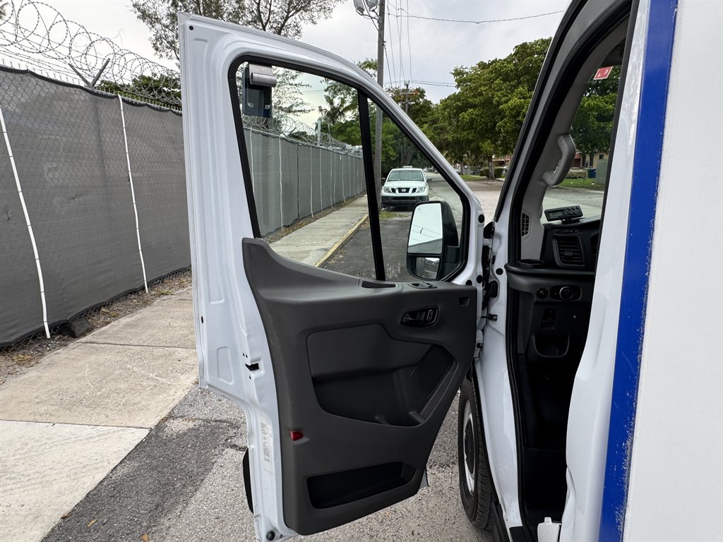 2023 Ford Transit - $22,995