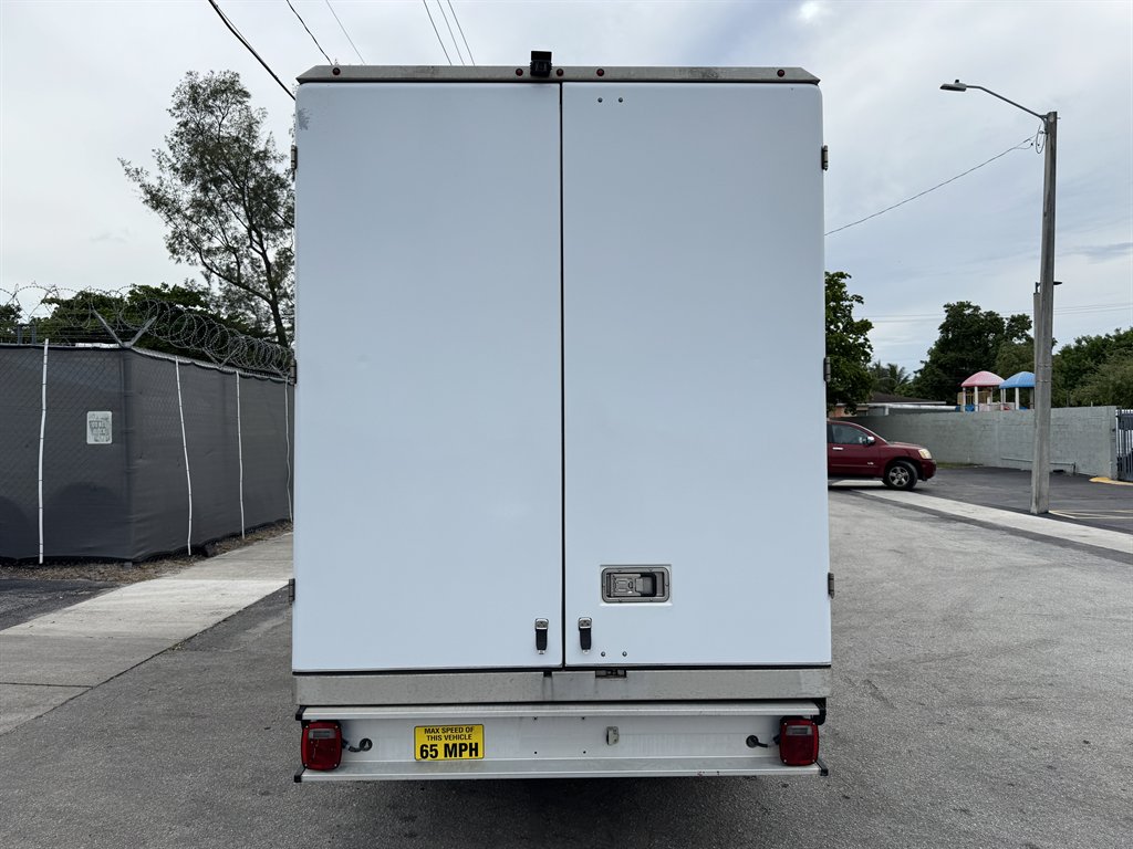 2023 Ford Transit - $22,995