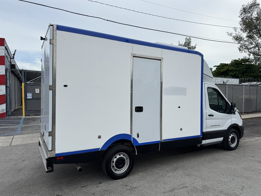 2023 Ford Transit - $22,995