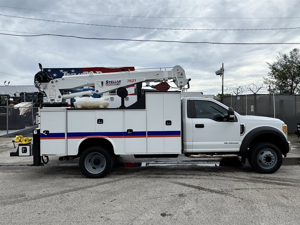 2017 Ford F-550 Super Duty - $58,995