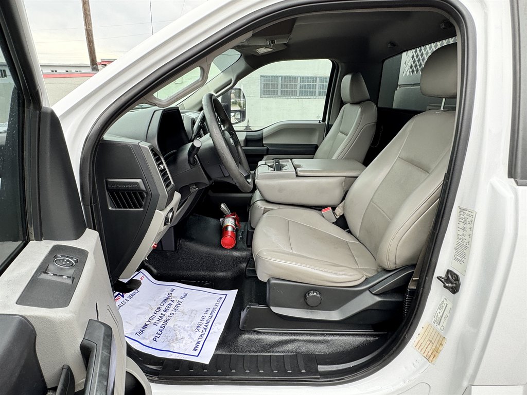 2017 Ford F-550 Super Duty - $58,995