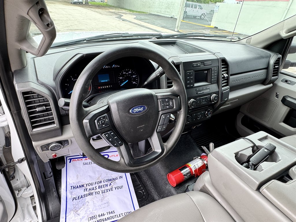 2017 Ford F-550 Super Duty - $58,995