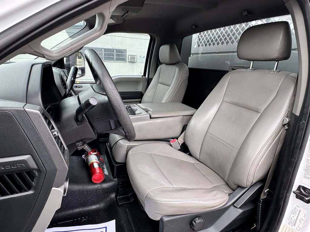 2017 Ford F-550 Super Duty - $58,995