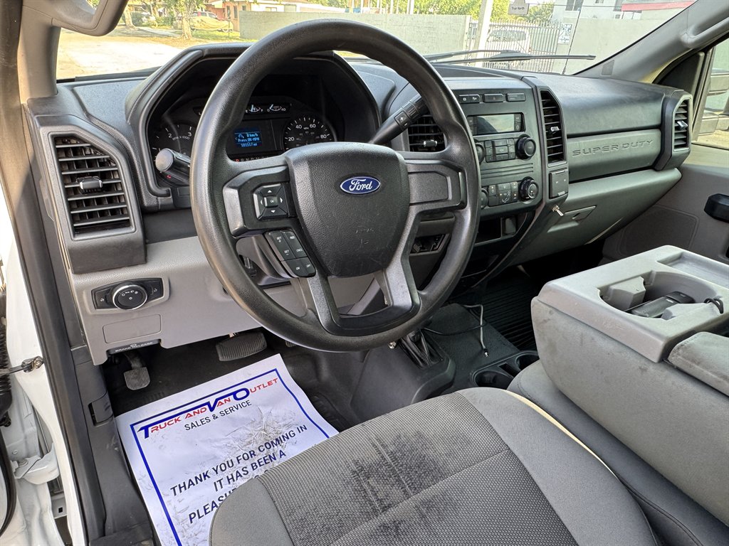2018 Ford F-550 - $34,995