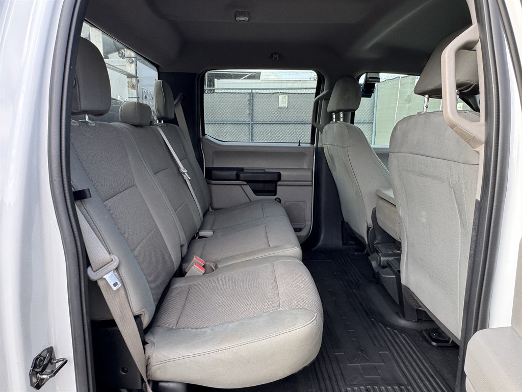 2018 Ford F-550 - $34,995