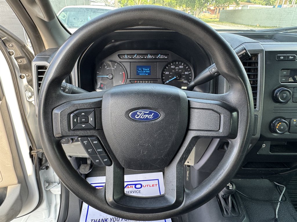 2018 Ford F-550 - $34,995