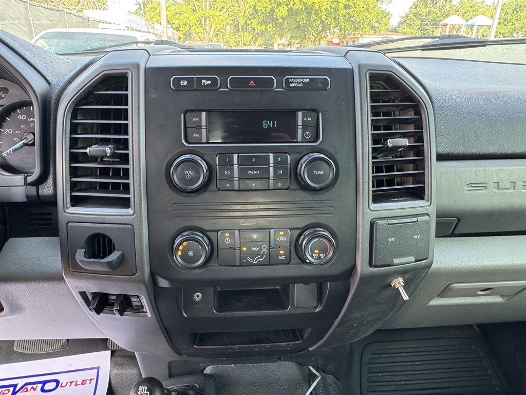 2018 Ford F-550 - $34,995