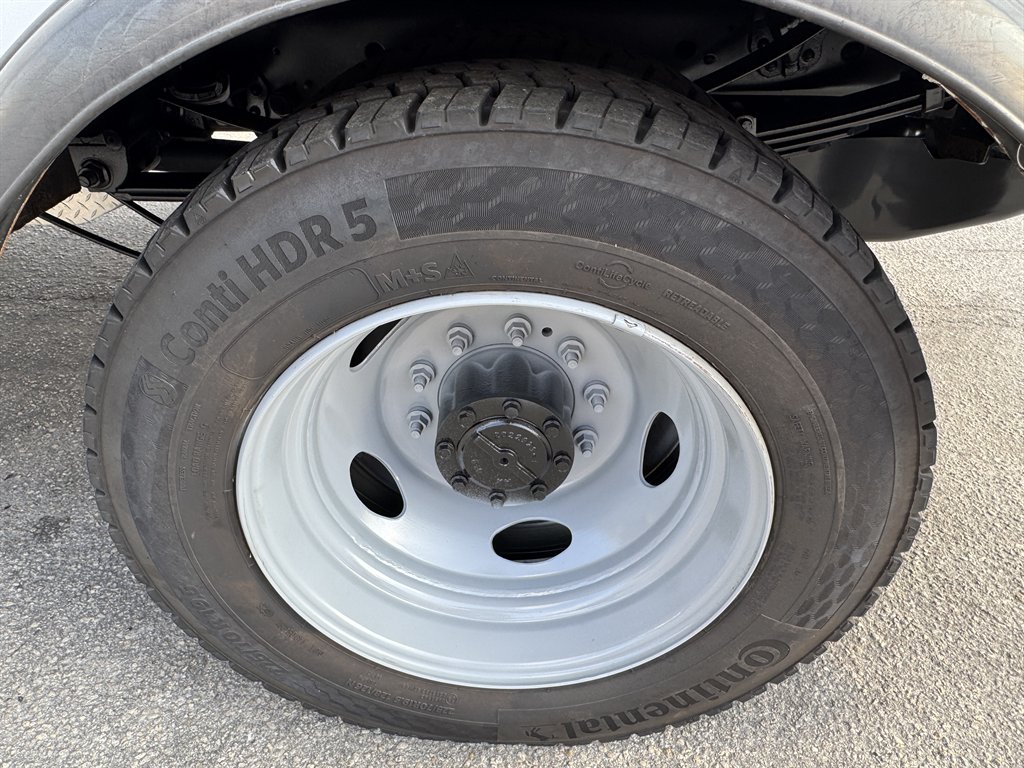 2018 Ford F-550 - $34,995