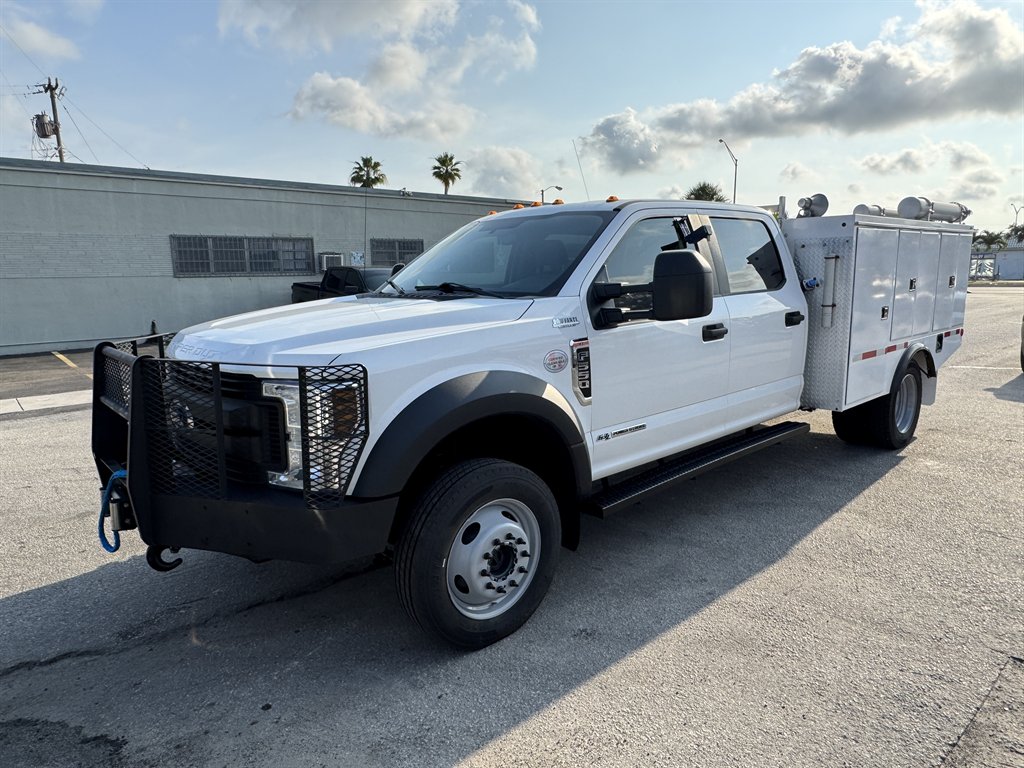 2018 Ford F-550 - $34,995