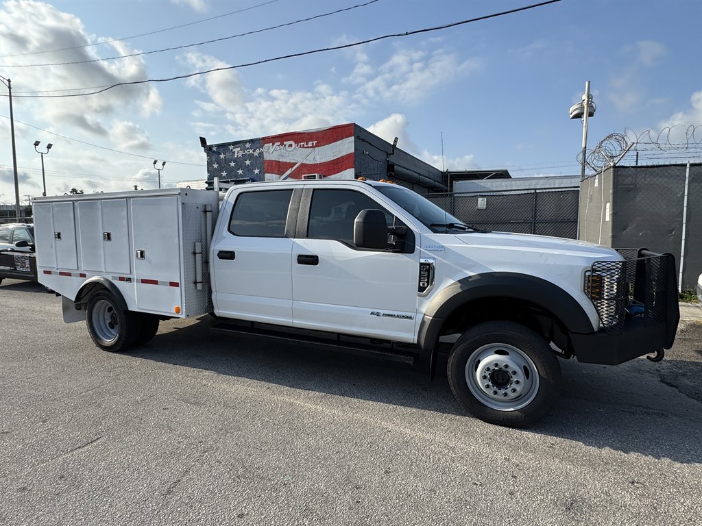 2018 Ford F-550 - $34,995