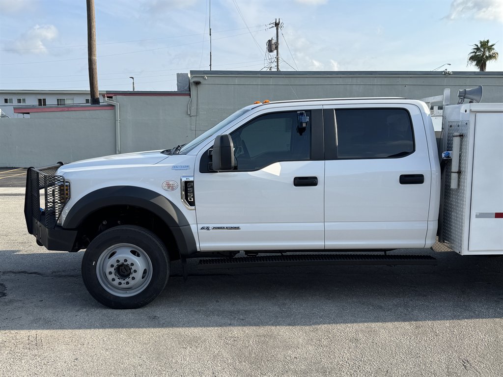 2018 Ford F-550 - $34,995