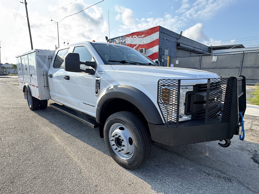 2018 Ford F-550 - $34,995
