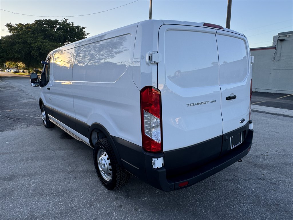 2023 Ford Transit - $35,995