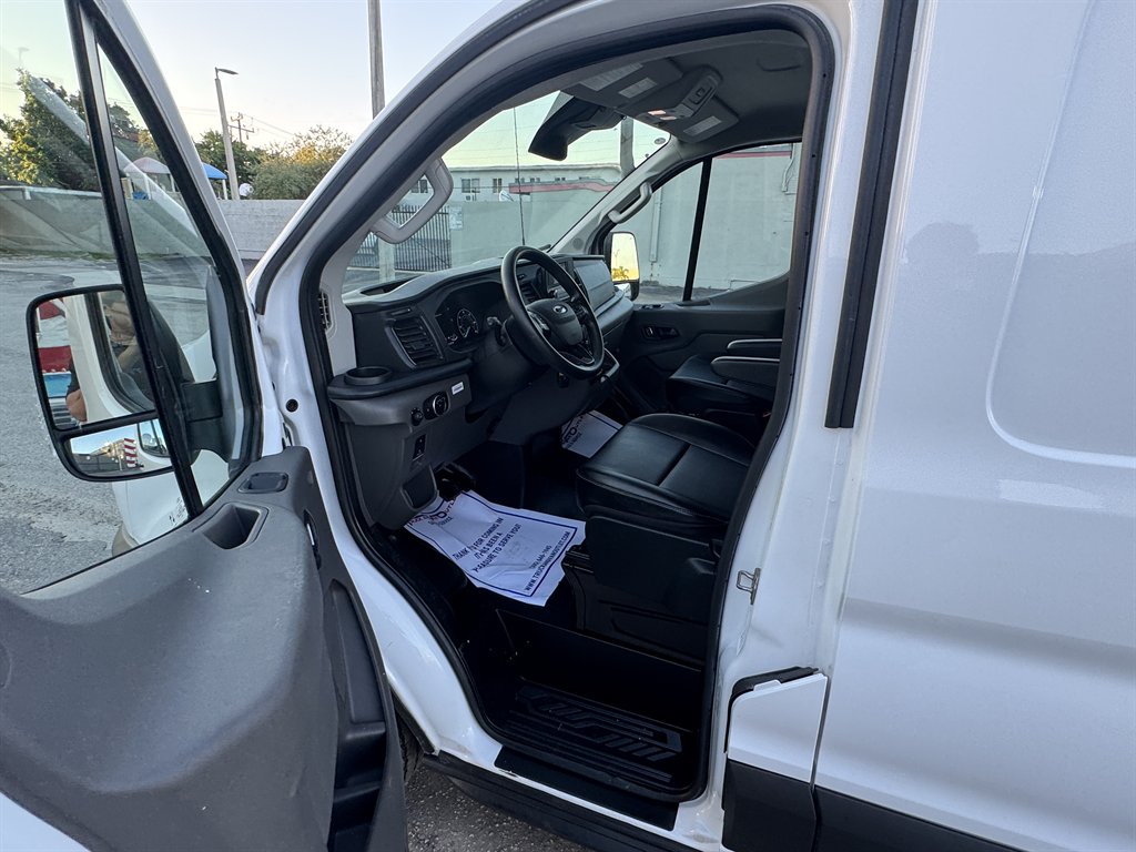 2023 Ford Transit - $35,995