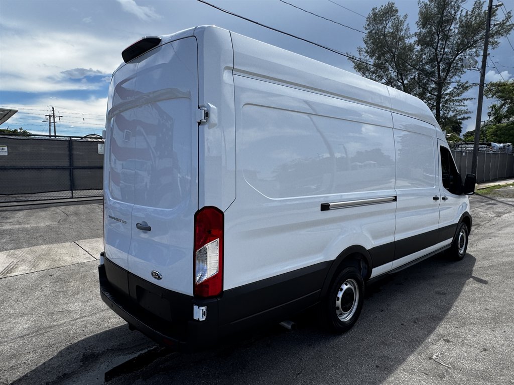 2023 Ford Transit - $38,995