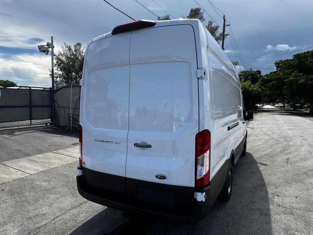 2023 Ford Transit - $38,995