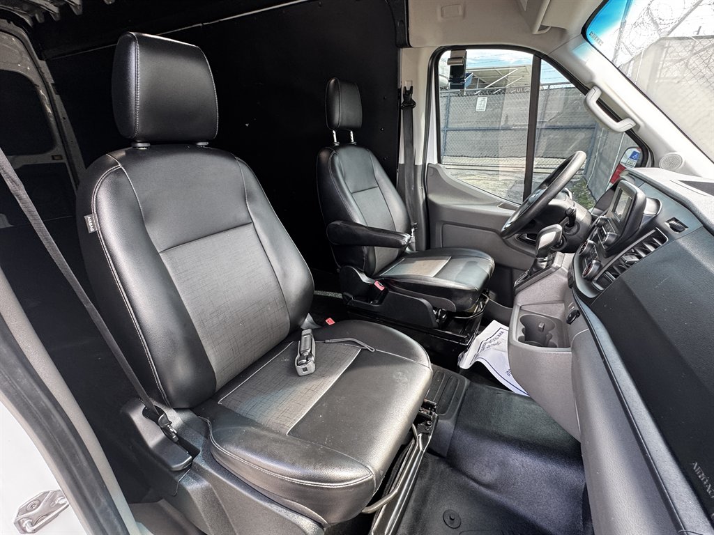 2023 Ford Transit - $38,995