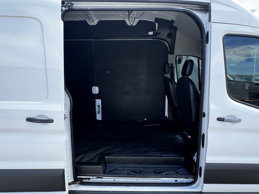 2023 Ford Transit - $38,995