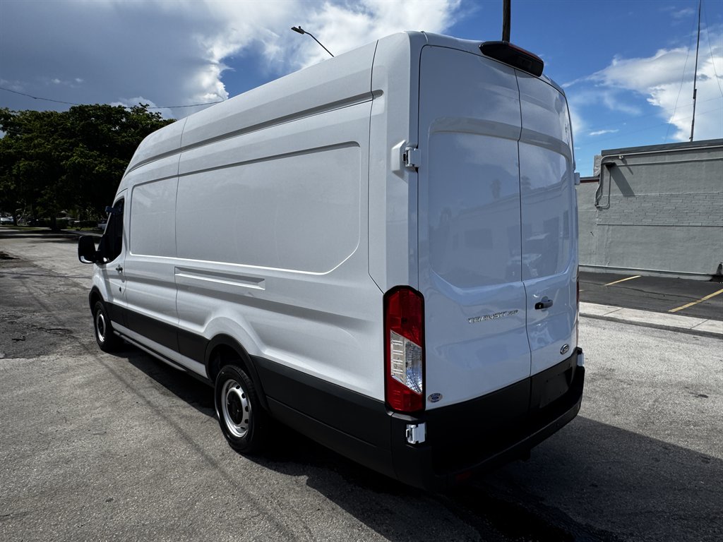 2023 Ford Transit - $38,995