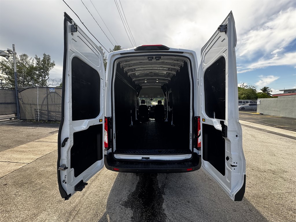 2023 Ford Transit - $38,995
