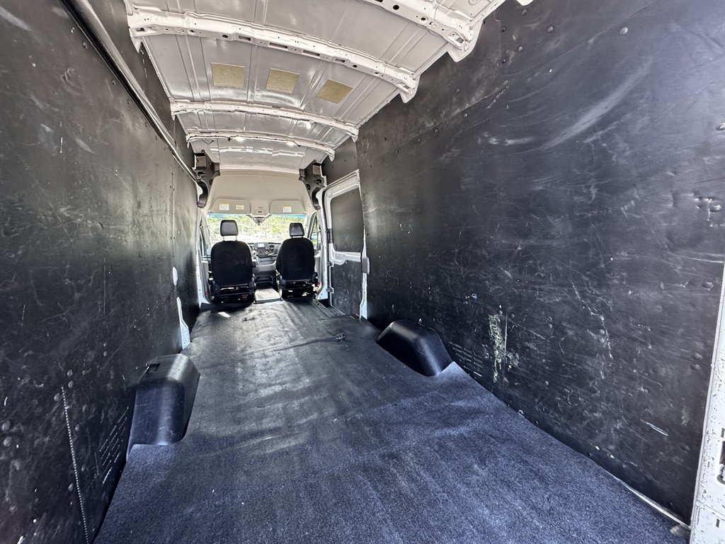2023 Ford Transit - $38,995